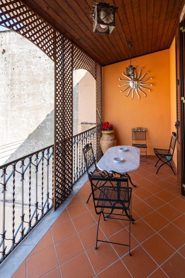 Le Rose di Nonna Maria, appartamento di lusso in centro città Palermo Esterno foto